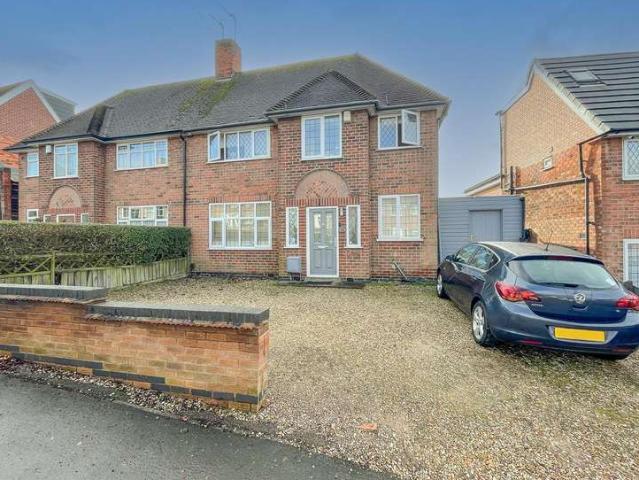 3 Bedroom Semi Detached House