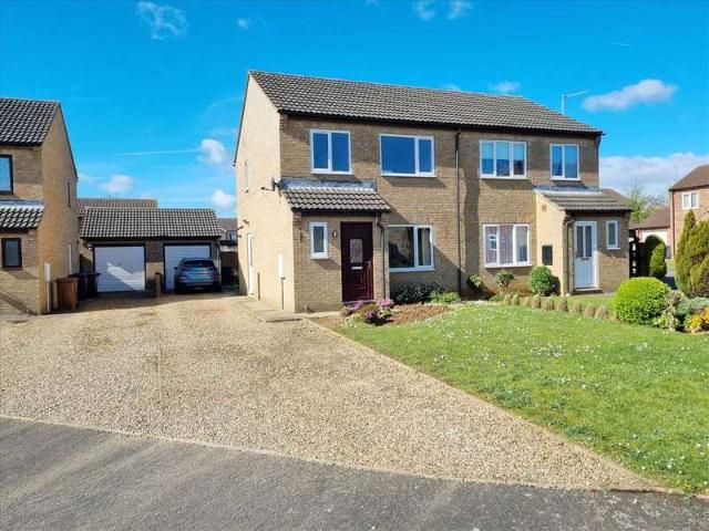 3 Bedroom Semi Detached House