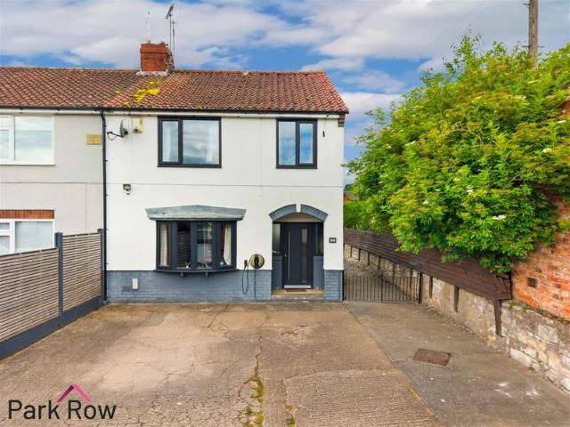 3 Bedroom Semi Detached House