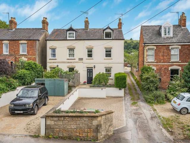 3 Bedroom Semi Detached House