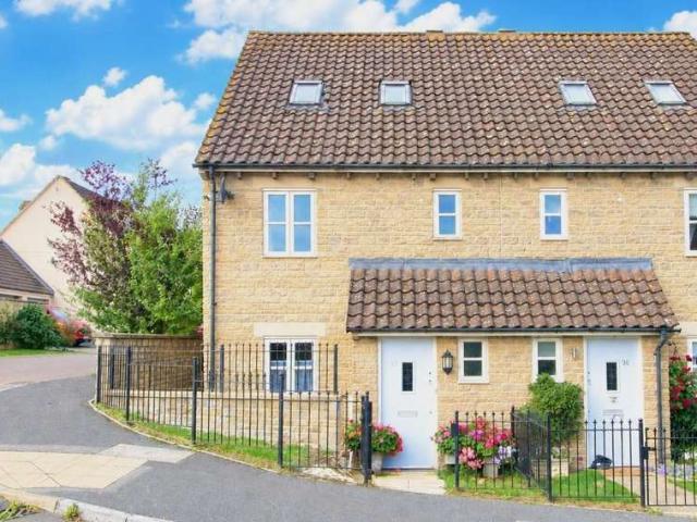 3 Bedroom Semi Detached House