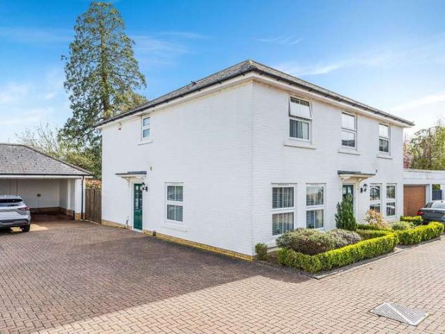 3 Bedroom Semi Detached House