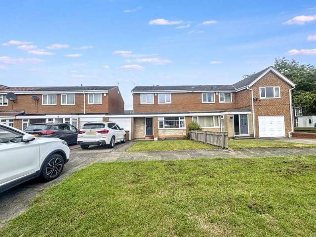 3 Bedroom Semi Detached House
