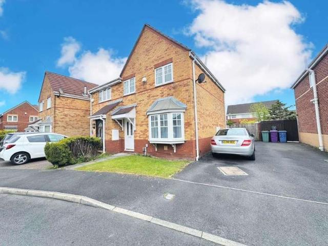 3 Bedroom Semi Detached House