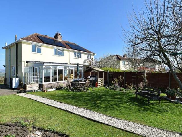 3 Bedroom Semi Detached House