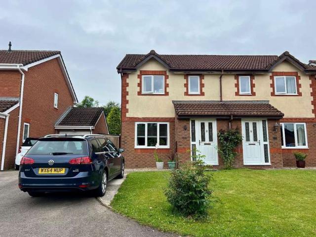 3 Bedroom Semi Detached House