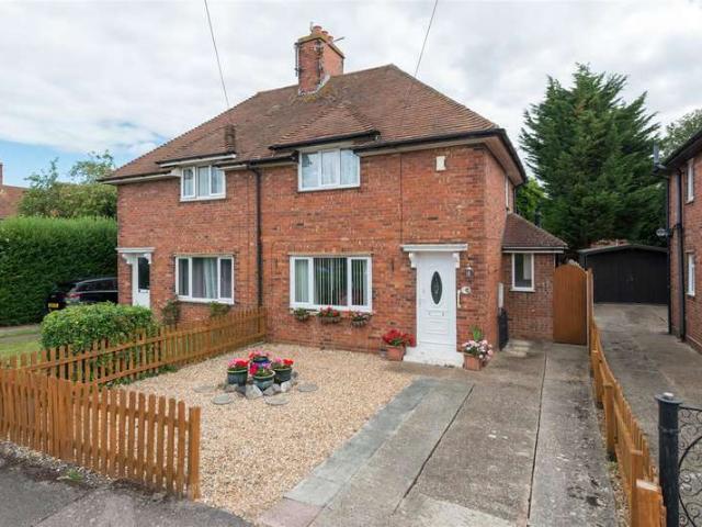 3 Bedroom Semi Detached House