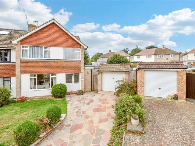 3 Bedroom Semi Detached House