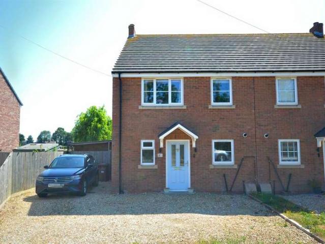 3 Bedroom Semi Detached House