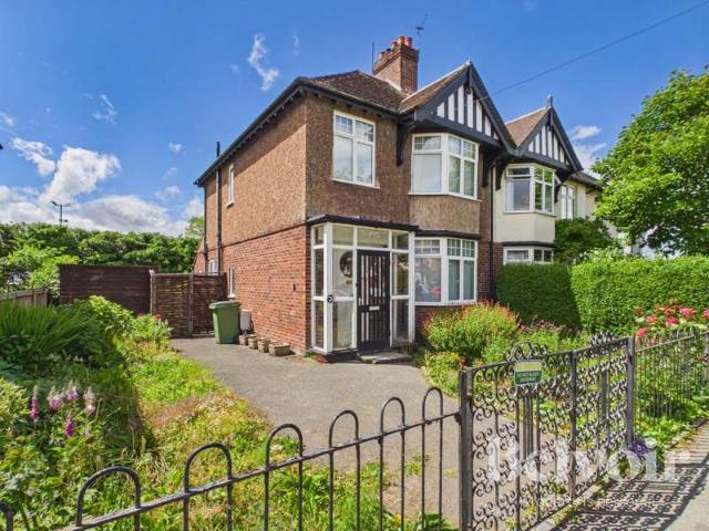 3 Bedroom Semi Detached House
