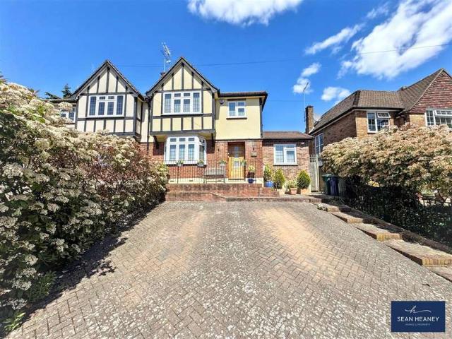 3 Bedroom Semi Detached House
