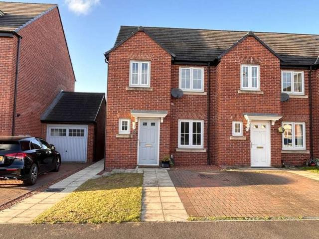 3 Bedroom Semi Detached House