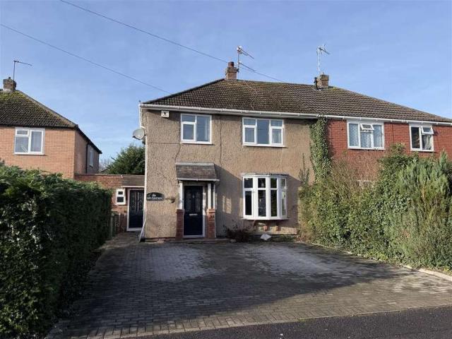 3 Bedroom Semi Detached House