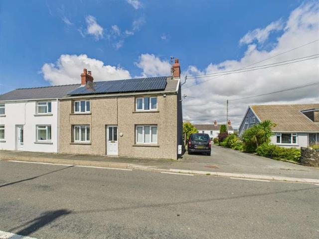 3 Bedroom Semi Detached House