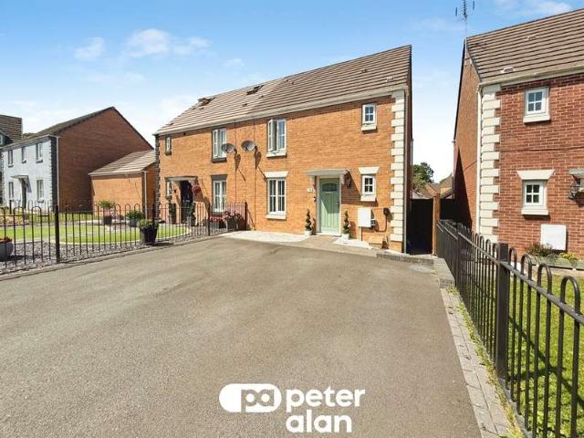 3 Bedroom Semi Detached House