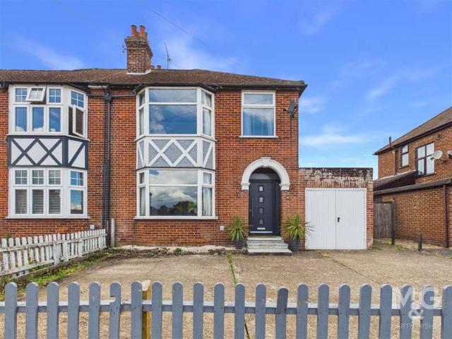 3 Bedroom Semi Detached House