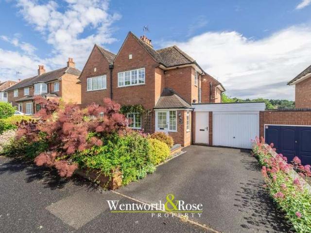 3 Bedroom Semi Detached House