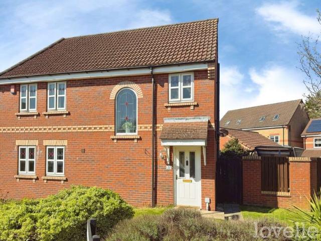 3 Bedroom Semi Detached House
