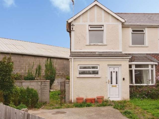3 Bedroom Semi Detached House