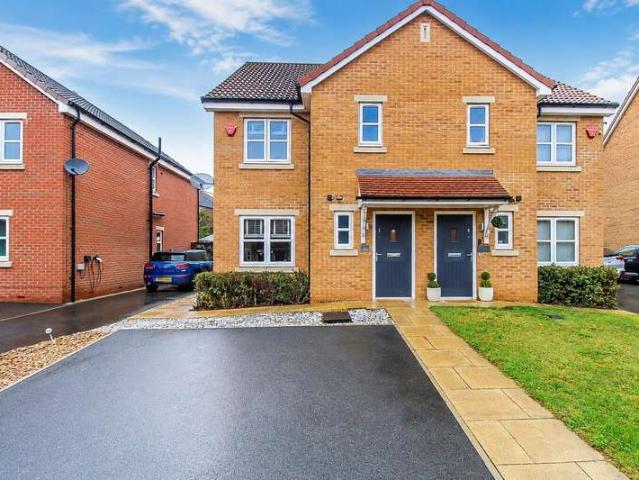 3 Bedroom Semi Detached House