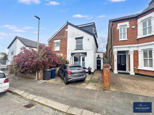 3 Bedroom Semi Detached House
