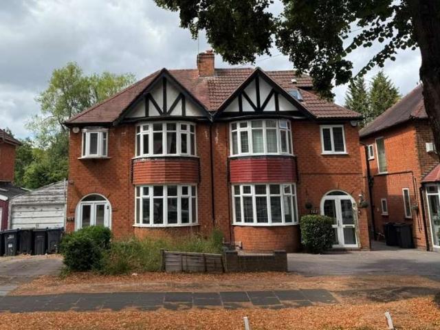 3 Bedroom Semi Detached House