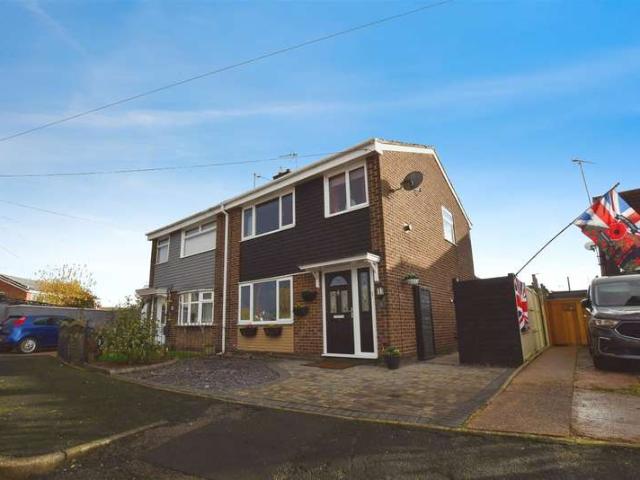 3 Bedroom Semi Detached House