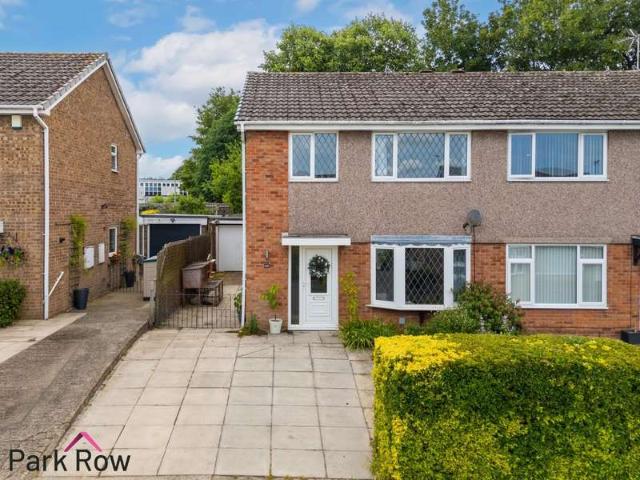 3 Bedroom Semi Detached House