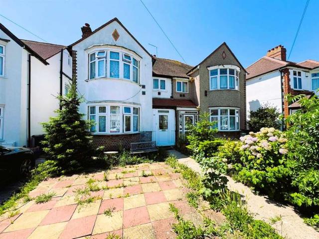 3 Bedroom Semi Detached House