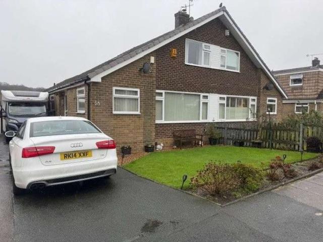 4 Bedroom Semi Detached House