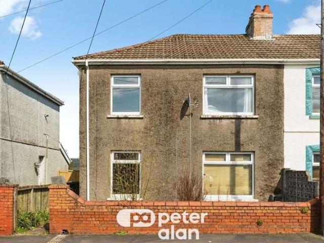 3 Bedroom Semi Detached House
