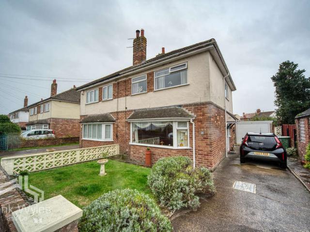 3 Bedroom Semi Detached House