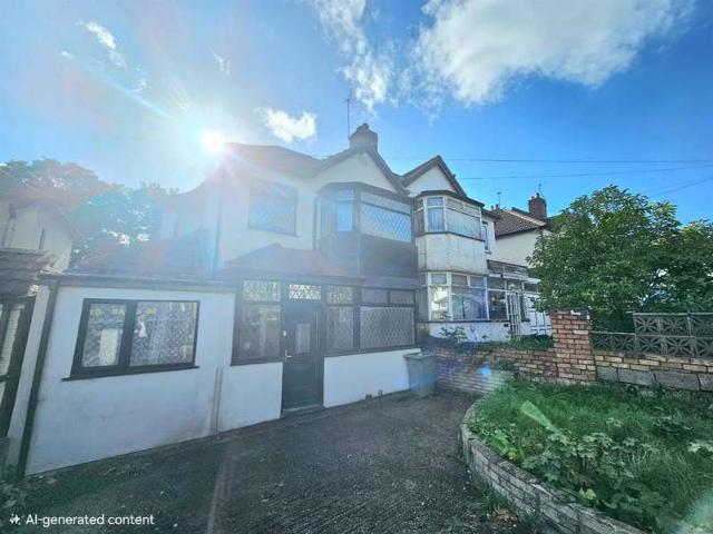 3 Bedroom Semi Detached House