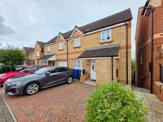 3 Bedroom Semi Detached House