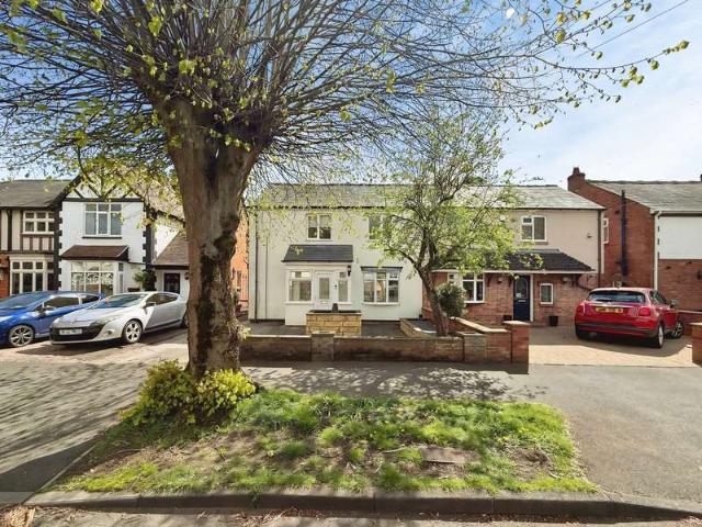 3 Bedroom Semi Detached House