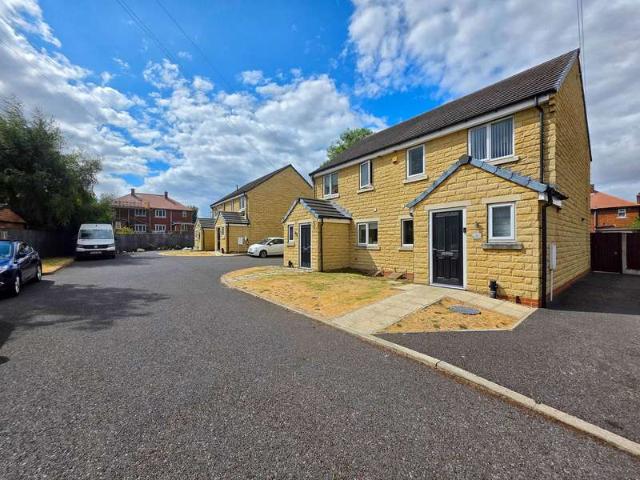 3 Bedroom Semi Detached House