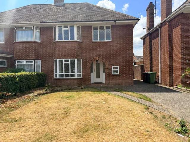 3 Bedroom Semi Detached House