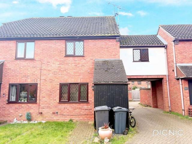 3 Bedroom Semi Detached House