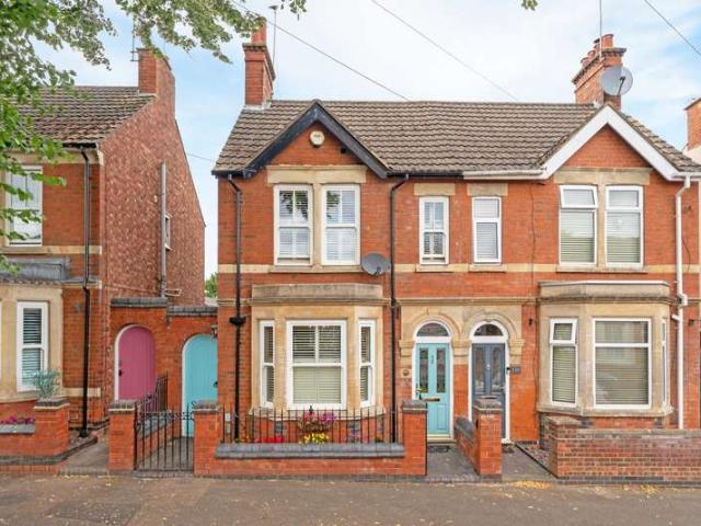 3 Bedroom Semi Detached House