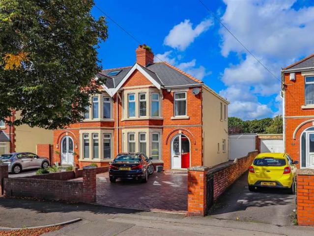 3 Bedroom Semi Detached House