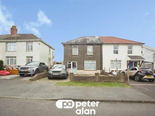 3 Bedroom Semi Detached House
