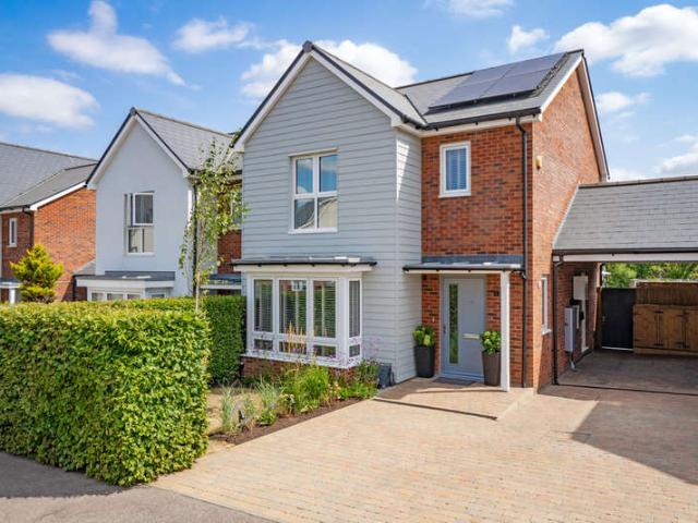 3 Bedroom Semi Detached House