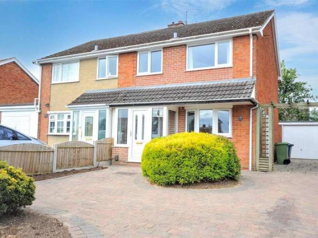 3 Bedroom Semi Detached House