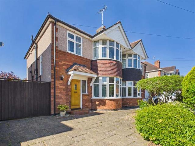3 Bedroom Semi Detached House