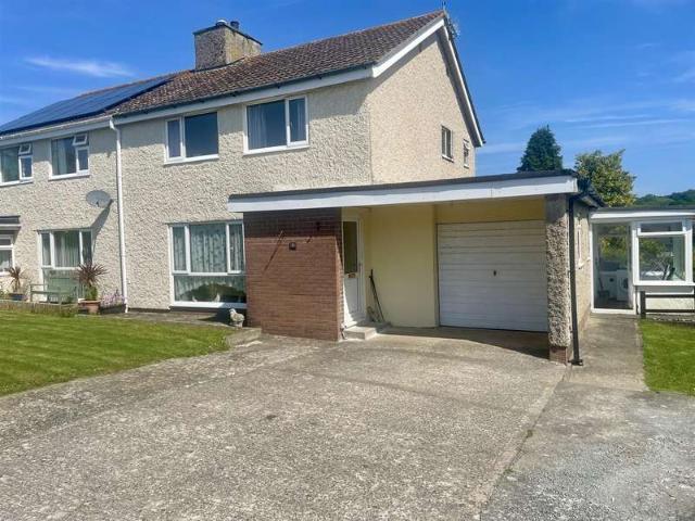 3 Bedroom Semi Detached House