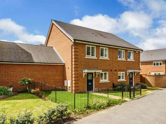 3 Bedroom Semi Detached House