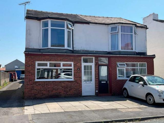3 Bedroom Semi Detached House