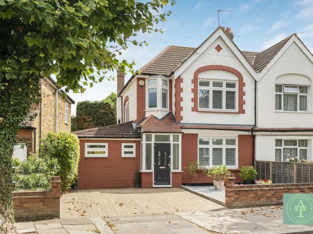 3 Bedroom Semi Detached House