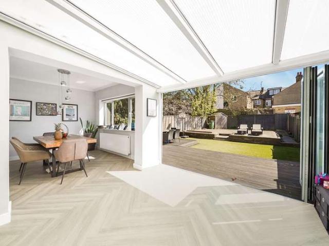 3 Bedroom Semi Detached House