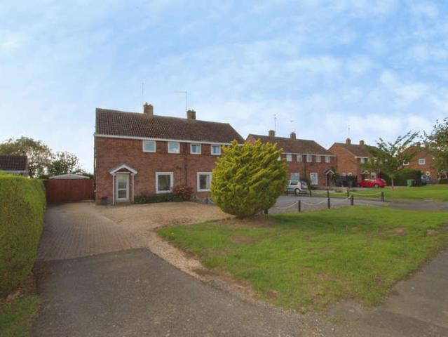 3 Bedroom Semi Detached House